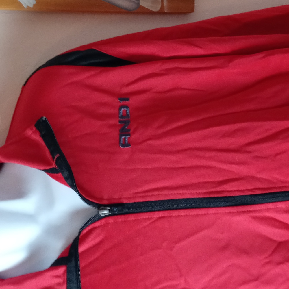 AND1 Men's Red Jacket - Picture 2 of 6